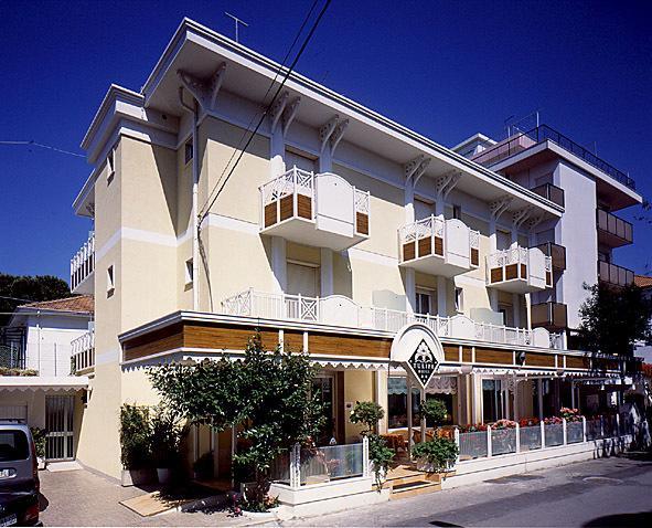 Hotel Tulipe Nazionale Риччоне Экстерьер фото