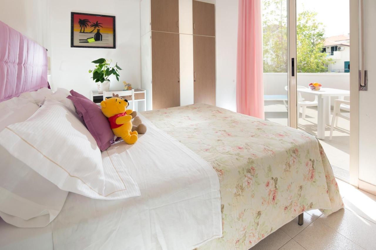 Hotel Tulipe Nazionale Риччоне Экстерьер фото